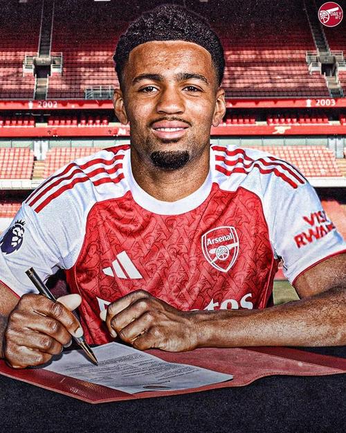 罗马诺:阿森纳与萨卡的续约谈判进展顺利,双方正讨论薪资细则