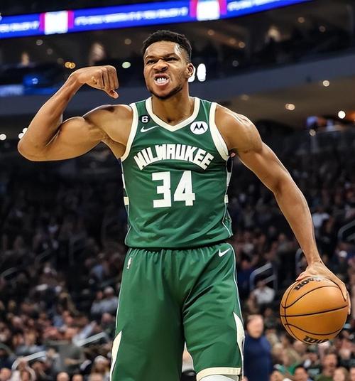 字母哥:米德尔顿被交易后感觉很诡异 此前每场比赛他都在我身边