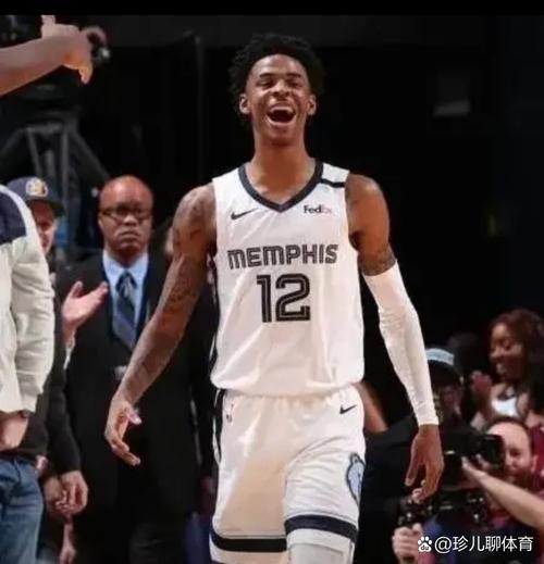 详细阅读:巴特勒:没觉得疲惫 对面球星不打让他们每个人发挥出更高水平 巴特勒:没觉得疲惫 对面球星不打让他们每个人发挥出更高水平